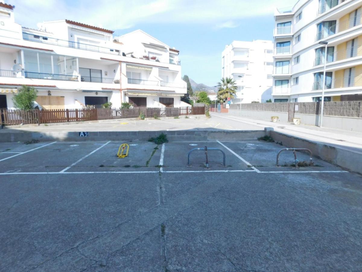 Gmid Immo Apartamento Oasis Atico Roses Exterior foto